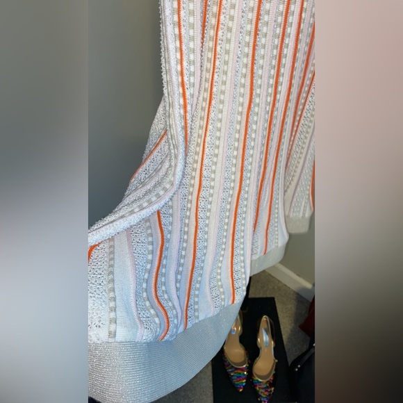 Tricot Chic Dress - White/Orange - Picture 7 of 11